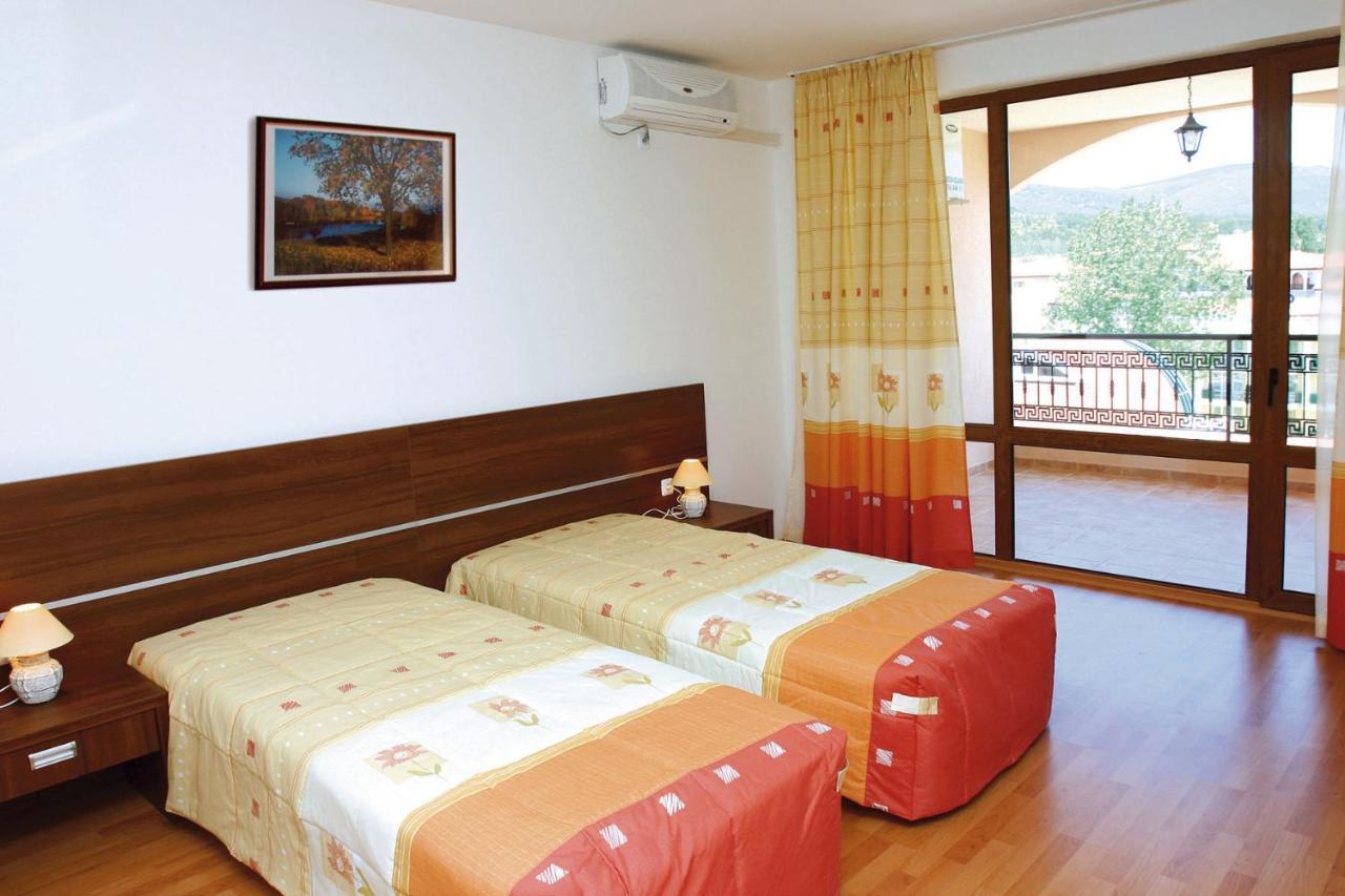 Guest Apartments Co Morenia Slantchev Briag Extérieur photo