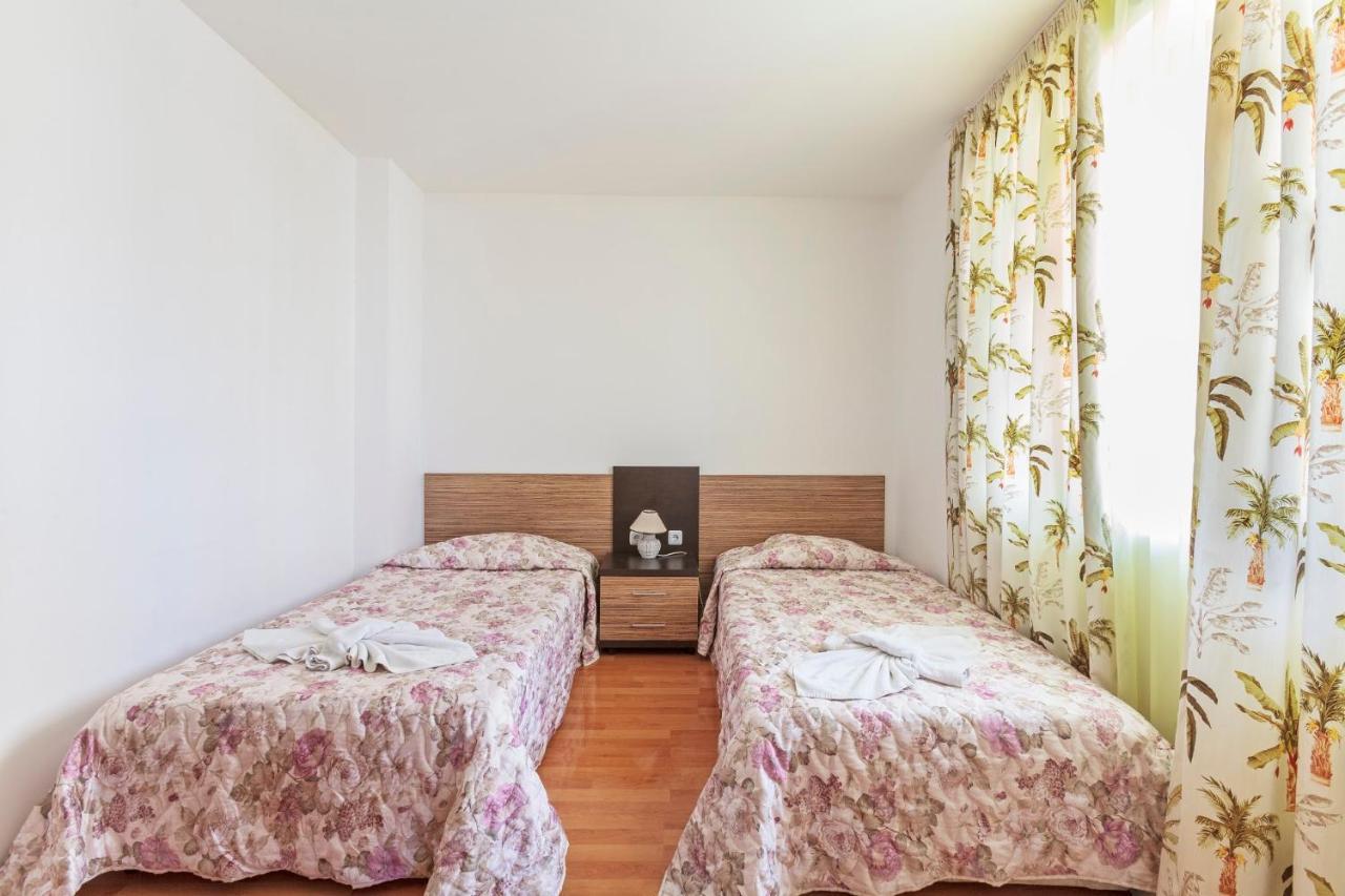 Guest Apartments Co Morenia Slantchev Briag Extérieur photo