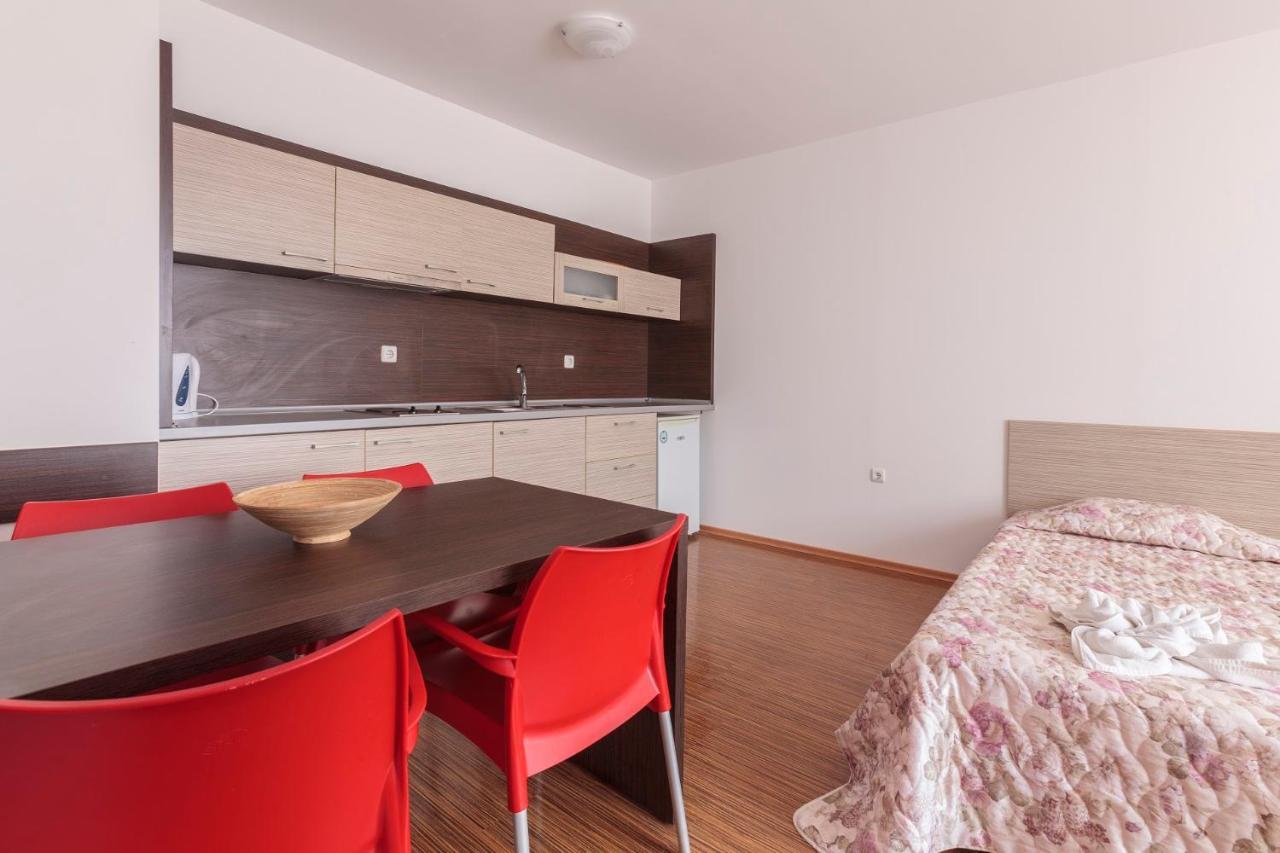 Guest Apartments Co Morenia Slantchev Briag Extérieur photo