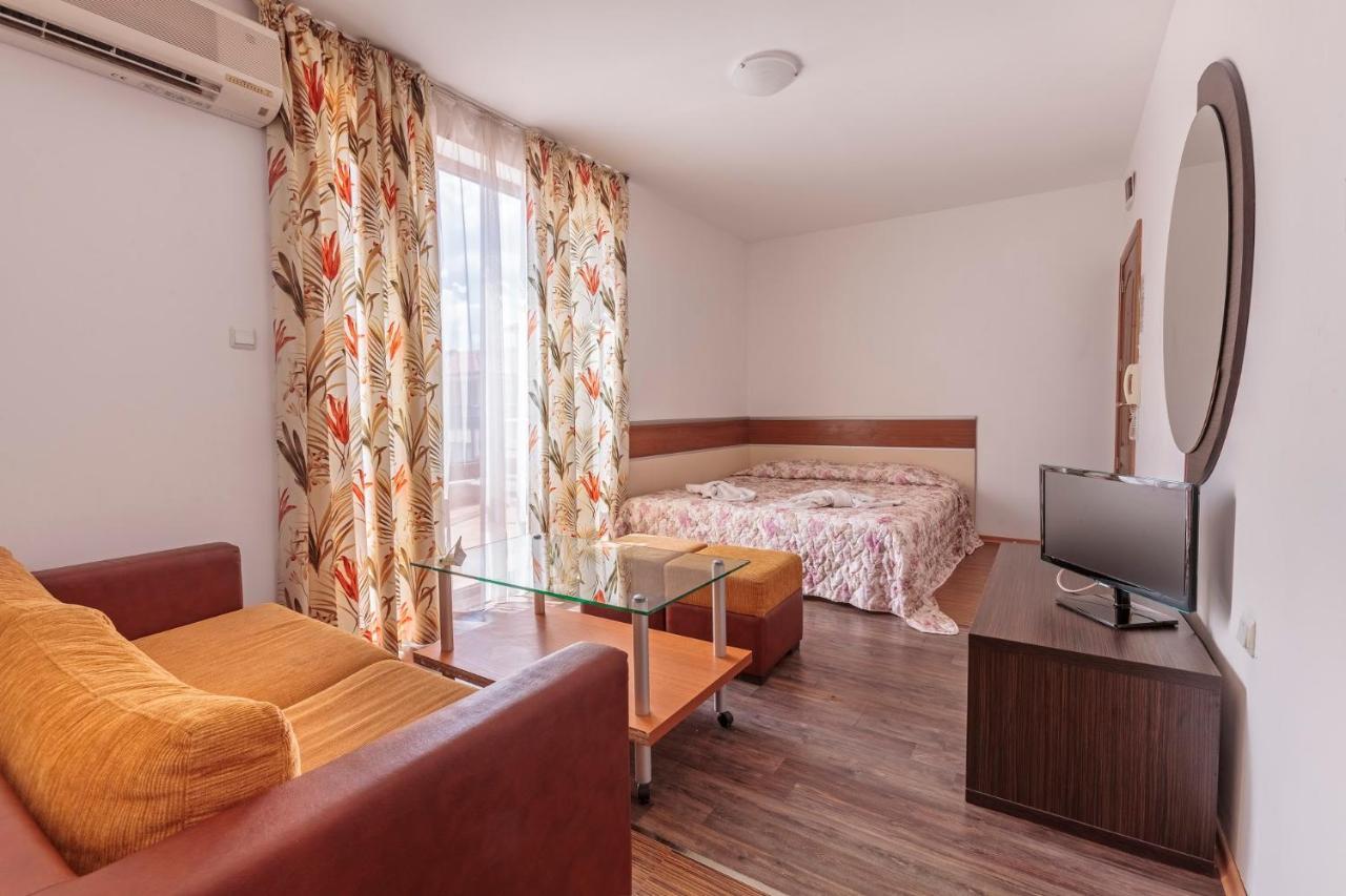 Guest Apartments Co Morenia Slantchev Briag Extérieur photo